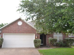 3751 Essen Loop, College Station, TX 77845