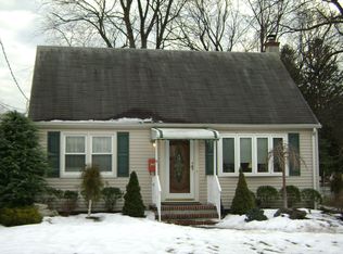 1127 Clinton Ter, South Plainfield, NJ 07080