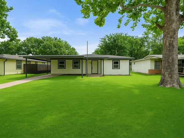 715 Drummond Dr, Arlington, TX 76012