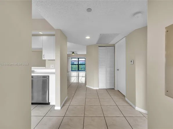 12551 SW 16th Ct APT 403C, Hollywood, FL 33027