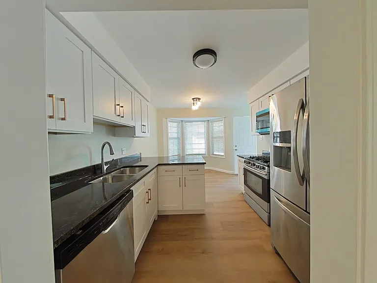 3519 Princeton Ave — Photo 6