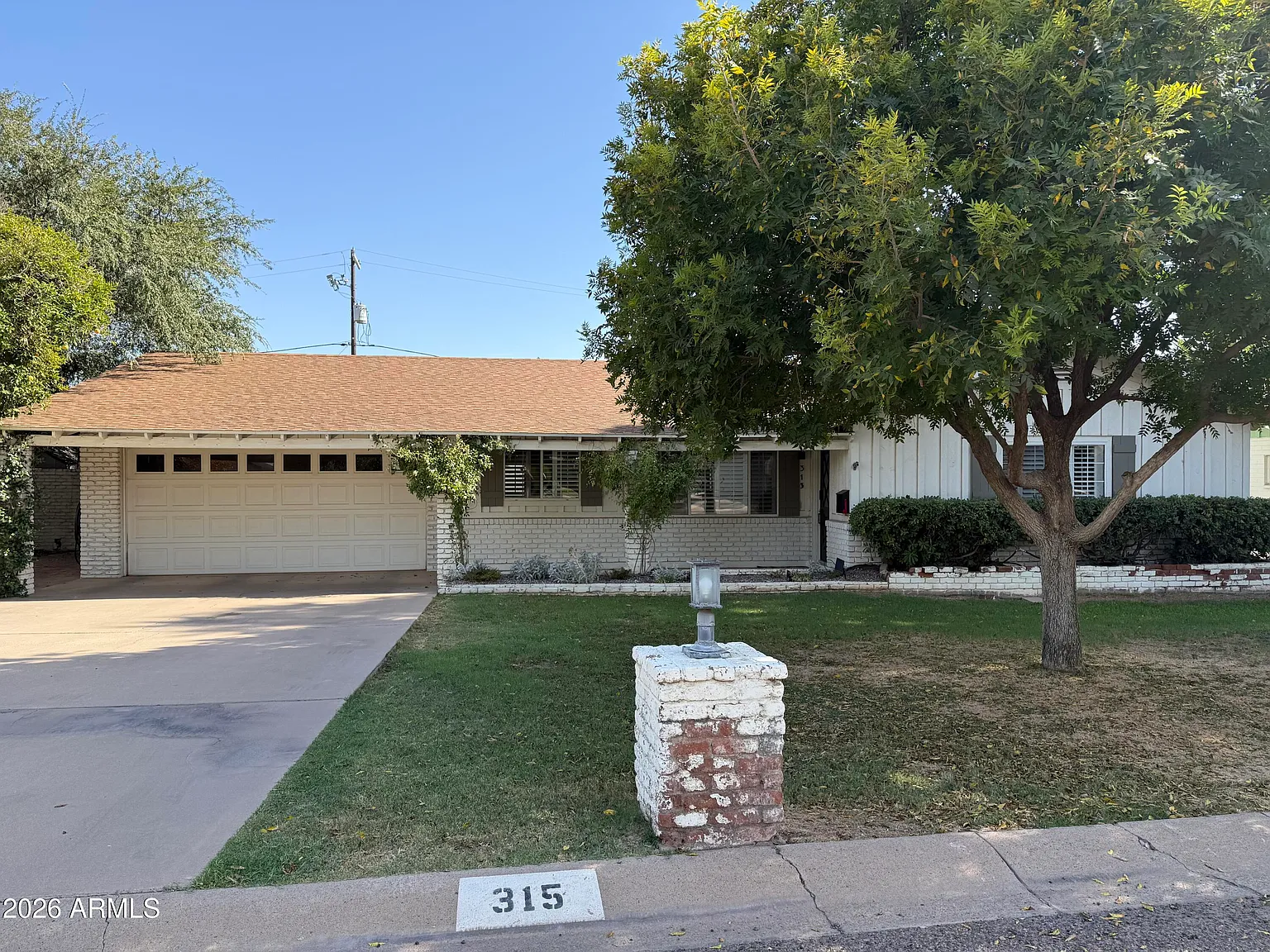 4 bed, 3.0 bath, 2076 sqft, $4,800 — Photo 2