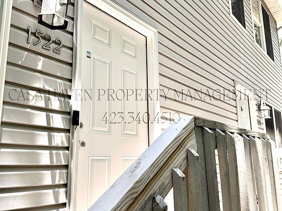 2nd image of 1522 Linden Ave