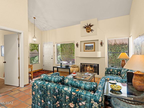 2nd image of 5229 E Woodspring Dr