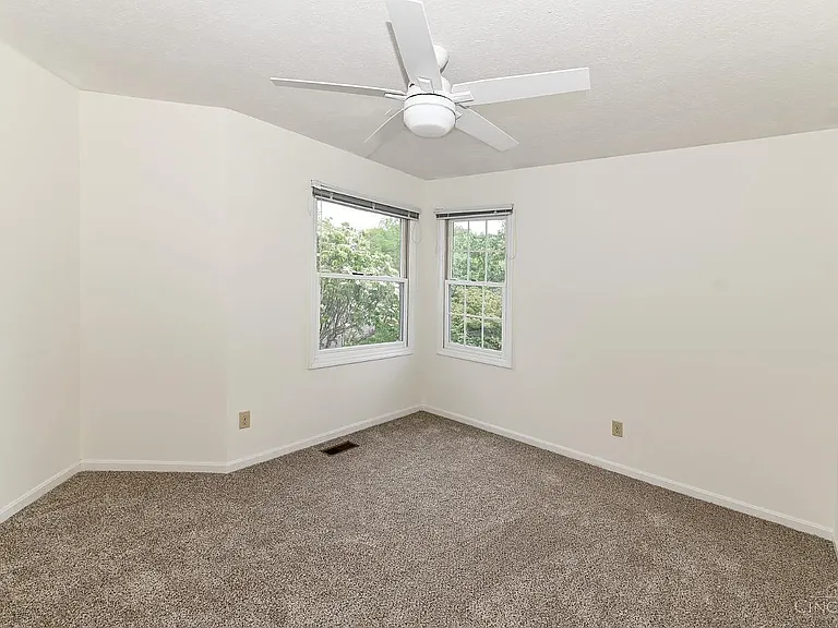 11528 Symmes Gate Ln — Photo 20