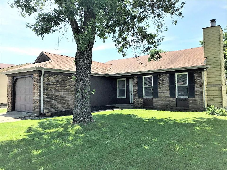 1st image of 5947 Starcrest Dr