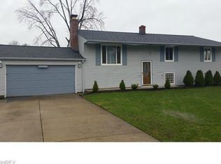 27191 Glouchester Dr, North Olmsted, OH 44070