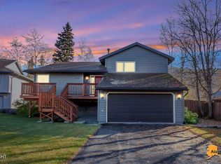 18324 Cache Creek Cir, Eagle River, AK 99577