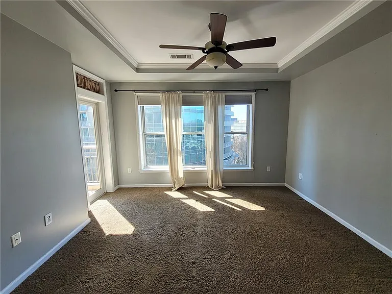 3334 Peachtree Rd NE #404 — Photo 34