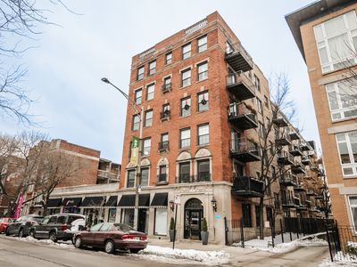 4144 N Sheridan Rd APT 409, Chicago, IL, 60613