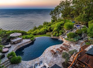 123 Cliff Rd W, Wading River, NY 11792