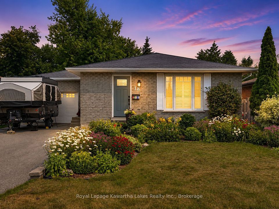 1st image of 18 Madill Cres