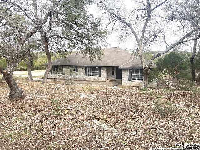 1st image of 576 Gallagher Dr