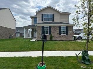 6715 Bristol Dr, Belleville, MI