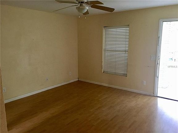 4th image of 333 Honey Bee Ln