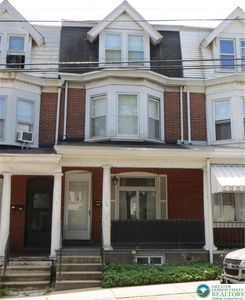 1222 1/2 W Tilghman St, Allentown, PA, 18102