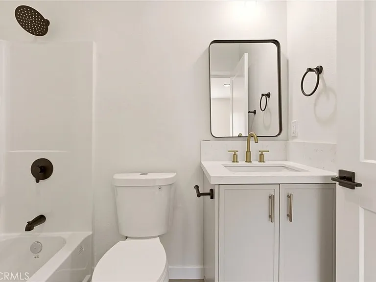 2155 Euclid Ave #A — Photo 12
