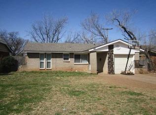 808 Briarlane Rd, Del City, OK 73115