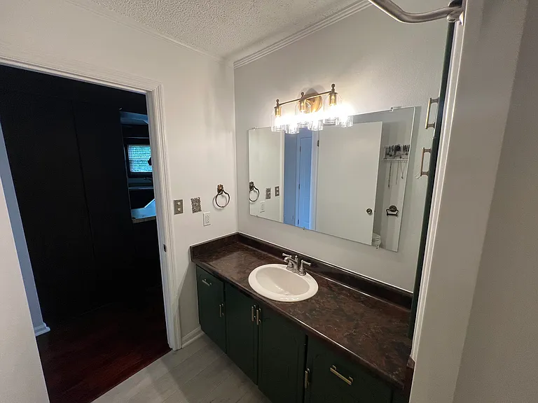 Willowpoint Ln — Photo 8