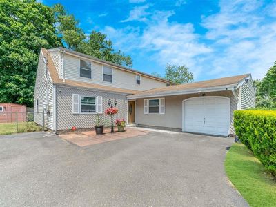 473 Ralph Avenue, Central Islip, NY, 11722