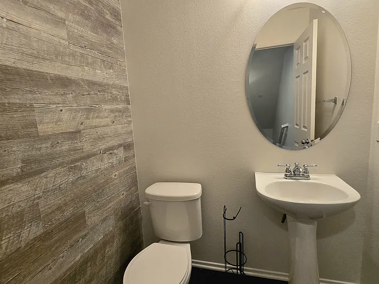 6372 Tivoli Ln — Photo 14