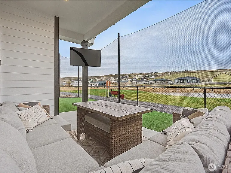 6697 Club House Dr SE — Photo 11