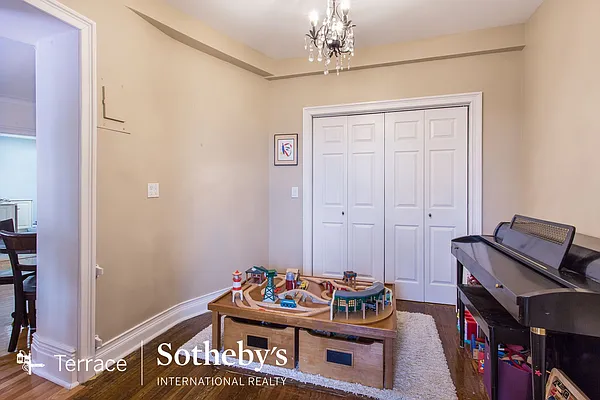 Sold by Terrace Sotheby's International Realty | media 10