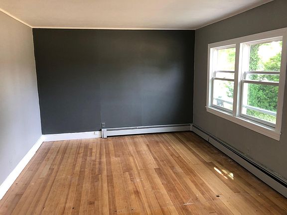 5th image of 47 Brook St