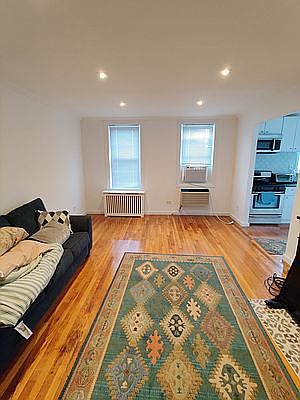 5th image of 8425 118th St APT 4G