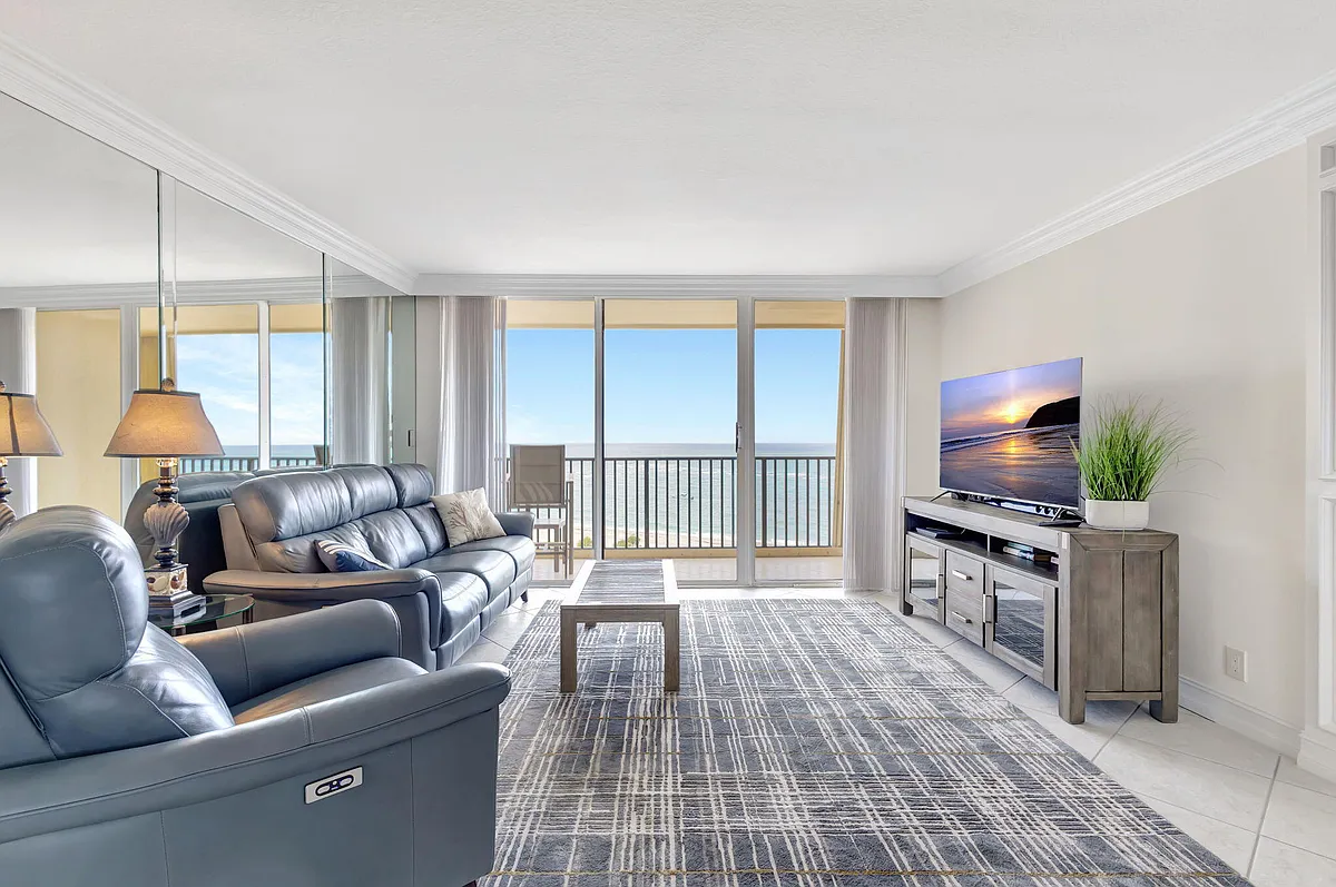 Building Photo - 300 Ocean Trail Way #907
