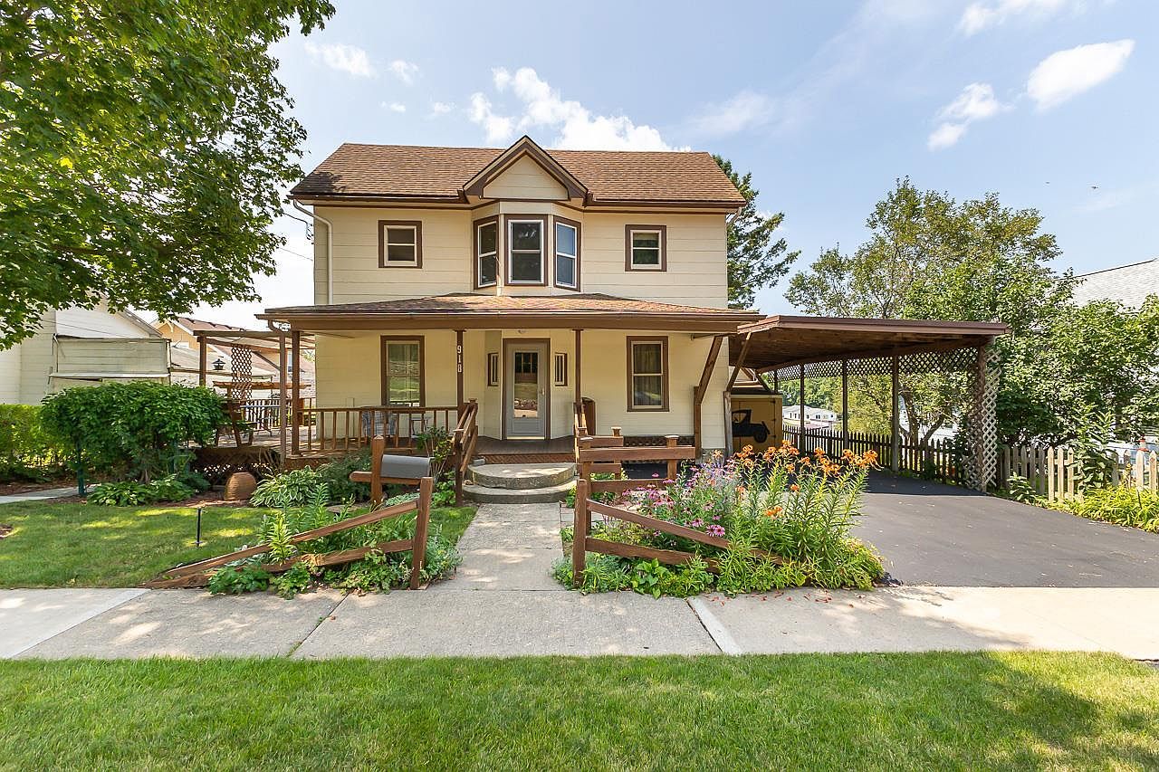 918 Wells Street, Darlington, WI 53530 Zillow