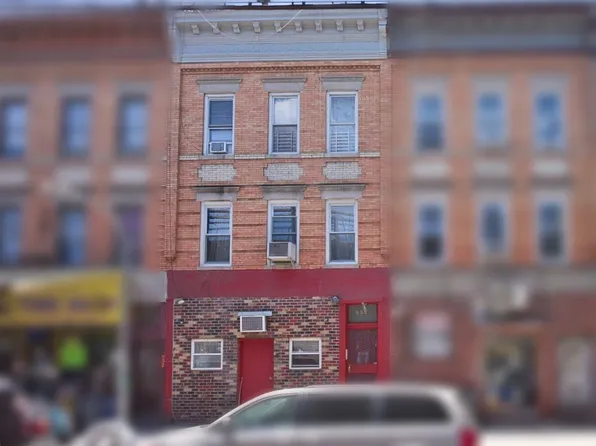 850 McDonald Ave, Brooklyn, NY 11218