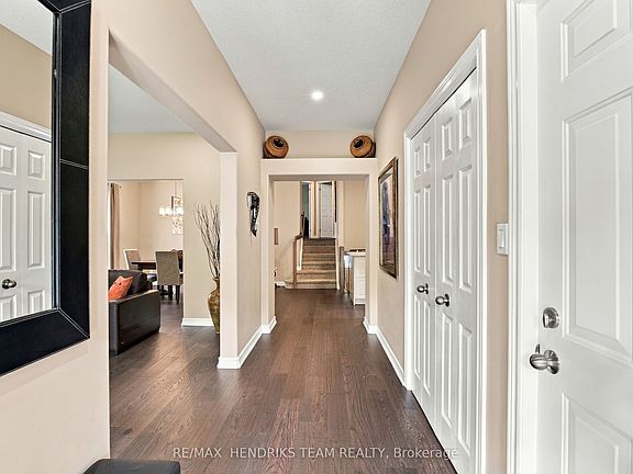 5th image of 13 Timber Ln