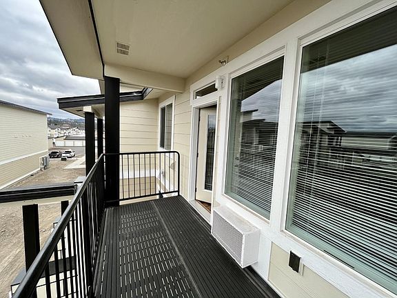 4th image of 4255 E Poleline Ave #106