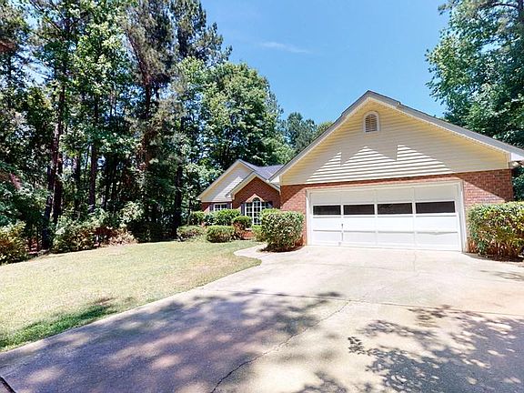 4th image of 415 Sugarcreek Dr