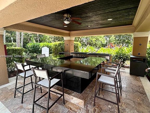 4th image of 19555 E Country Club Dr #8503