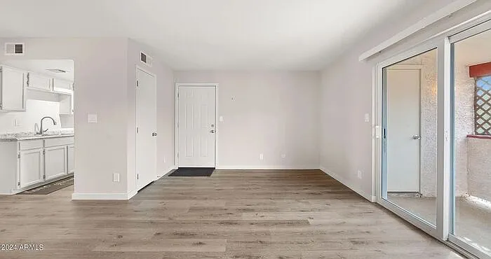 4211 E Palm Ln #202 — Photo 25