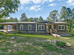 293 Christian Rd, Crossville, TN 38572