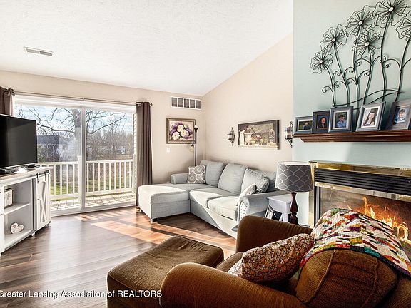 5th image of 510 Carom Cir