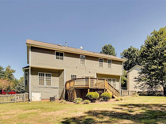 2nd image of 2306 Labrador Ct