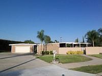 1st image of 1556 N Cypress Ave