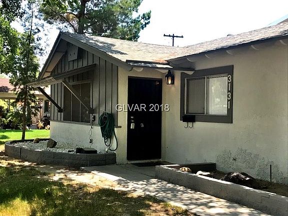 2nd image of 3131 Oxford Ln