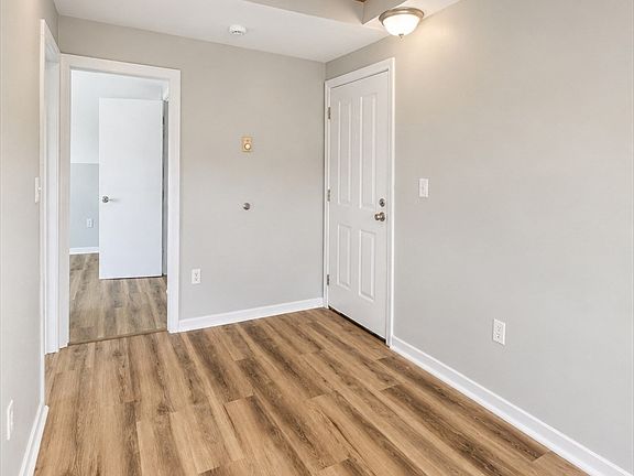 5th image of 23 Brow St #3E