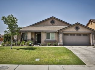 9110 Butterfly Rose Ave, Bakersfield, CA 93311