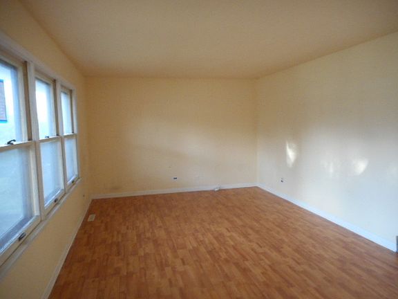 4th image of 7361 Gladiola Ave
