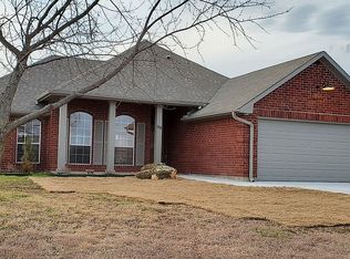 66 Midway Acres Dr, Howe, TX 75459