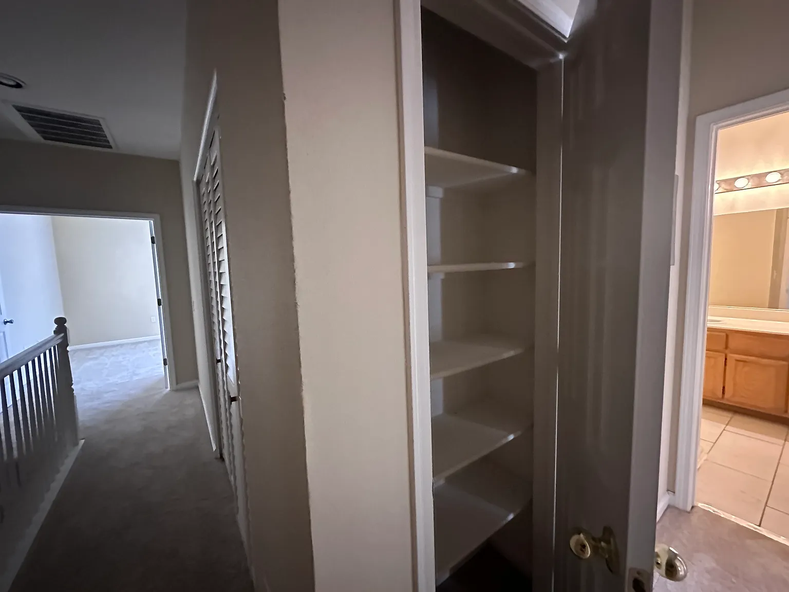 4 bed, 1806 sqft, $4,700 — Photo 2