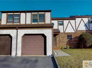 23 Wellington Ct UNIT 2623, Sayreville, NJ