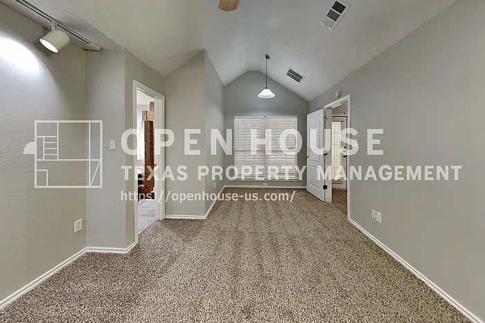 6621 Sunny Hill Dr — Photo 10