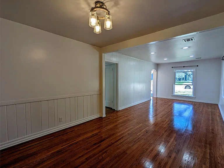1317 S Darlington Ave — Photo 7